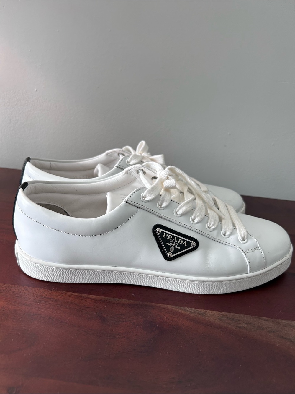 Prada shoes - Picture 5 of 5